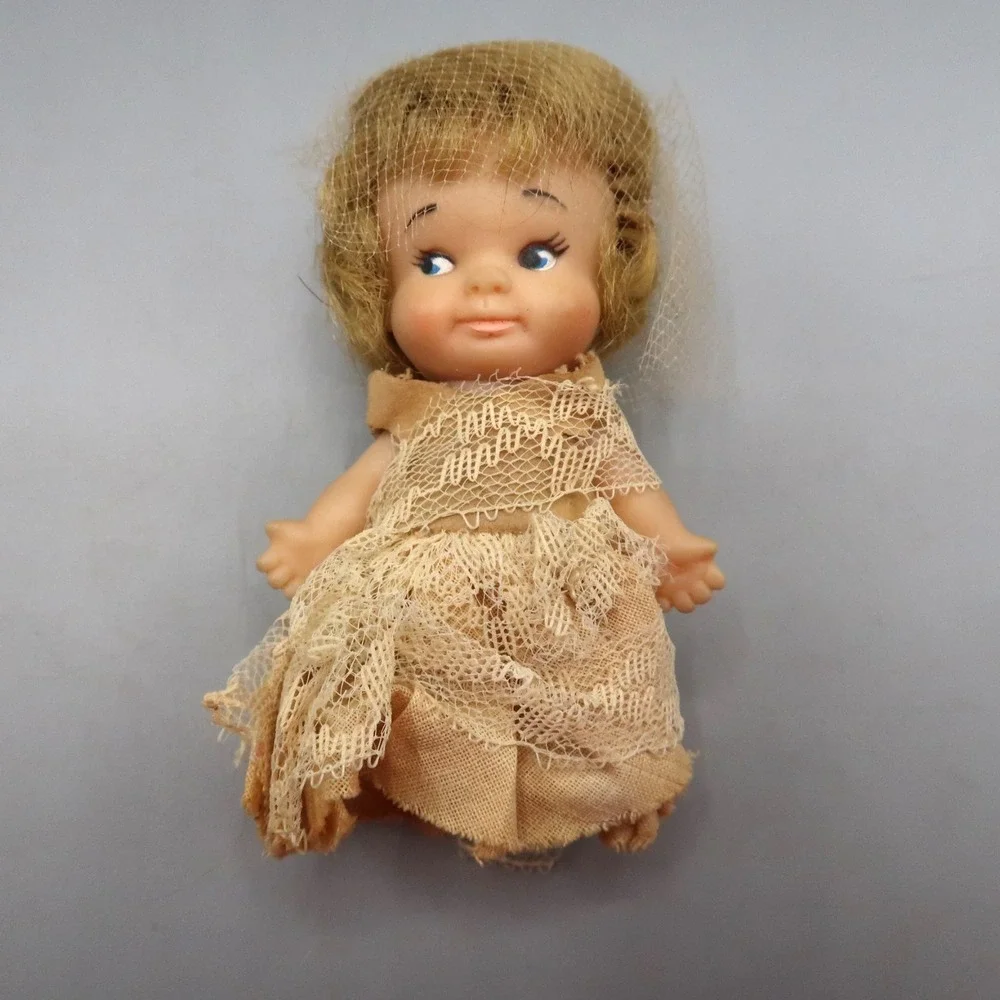 Vintage PEE WEE Dolls Uneeda 1965 Peewees 4